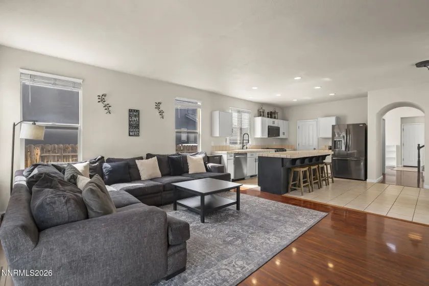 3854 Cloverbrook, Sparks, Nevada 89436, 4 Bedrooms Bedrooms, ,3 BathroomsBathrooms,Residential,Residential,Cloverbrook,260003584