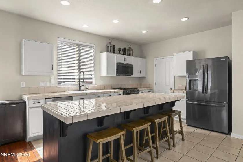 3854 Cloverbrook, Sparks, Nevada 89436, 4 Bedrooms Bedrooms, ,3 BathroomsBathrooms,Residential,Residential,Cloverbrook,260003584