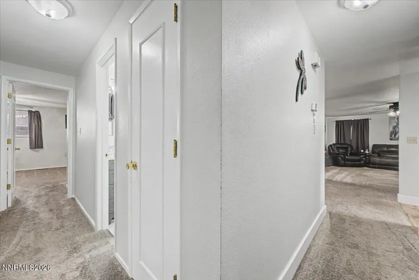 1404 Robinson, Carson City, Nevada 89701, 3 Bedrooms Bedrooms, ,2 BathroomsBathrooms,Residential,Residential,Robinson,260003583