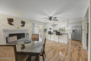 1404 Robinson, Carson City, Nevada 89701, 3 Bedrooms Bedrooms, ,2 BathroomsBathrooms,Residential,Residential,Robinson,260003583