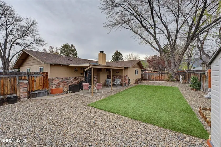 1404 Robinson, Carson City, Nevada 89701, 3 Bedrooms Bedrooms, ,2 BathroomsBathrooms,Residential,Residential,Robinson,260003583