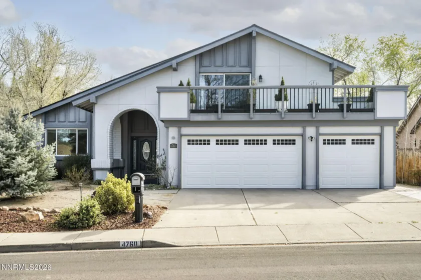 4760 Warren, Reno, Nevada 89509, 4 Bedrooms Bedrooms, ,3 BathroomsBathrooms,Residential,Residential,Warren,260003582