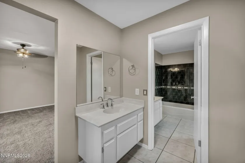 4760 Warren, Reno, Nevada 89509, 4 Bedrooms Bedrooms, ,3 BathroomsBathrooms,Residential,Residential,Warren,260003582