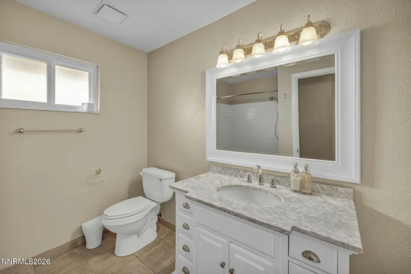 4760 Warren, Reno, Nevada 89509, 4 Bedrooms Bedrooms, ,3 BathroomsBathrooms,Residential,Residential,Warren,260003582