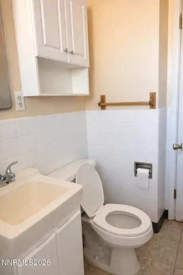 1945 4th, Sparks, Nevada 89431, 2 Bedrooms Bedrooms, ,1 BathroomBathrooms,Residential,Residential,4th,260003585