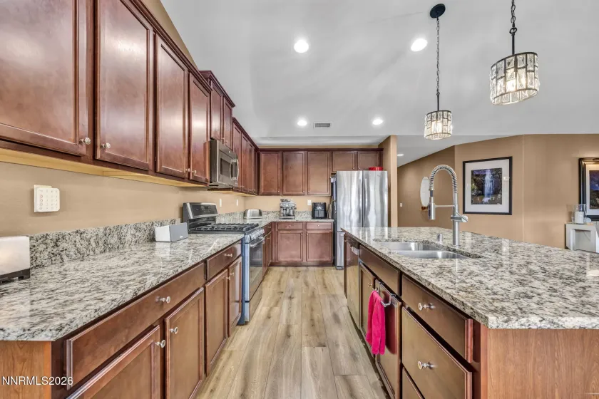 148 Snake, Dayton, Nevada 89403, 4 Bedrooms Bedrooms, ,3 BathroomsBathrooms,Residential,Residential,Snake,260002113