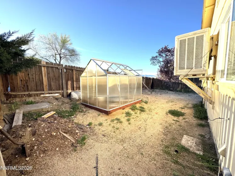 6715 Peppermint, Reno, Nevada 89506, 2 Bedrooms Bedrooms, ,2 BathroomsBathrooms,Residential,Residential,Peppermint,260003587