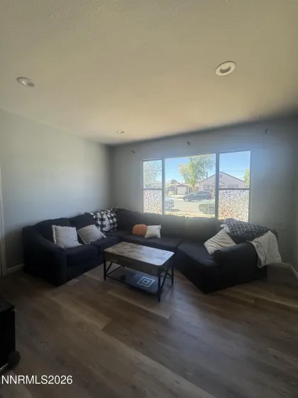 635 Churchill, Fallon, Nevada 89406, 3 Bedrooms Bedrooms, ,2 BathroomsBathrooms,Residential,Residential,Churchill,260003589