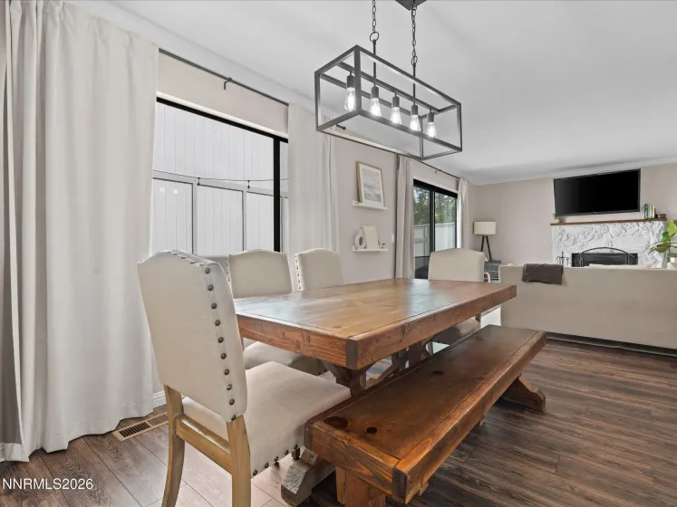 1215 Conway, Reno, Nevada 89503, 3 Bedrooms Bedrooms, ,2 BathroomsBathrooms,Residential,Residential,Conway,260003590