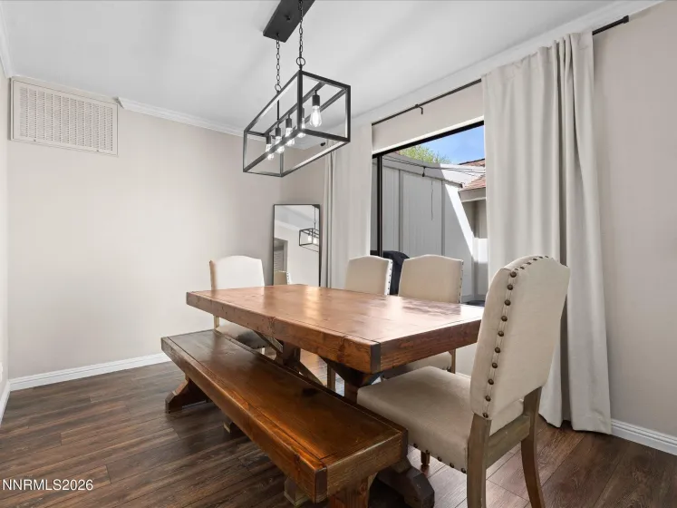 1215 Conway, Reno, Nevada 89503, 3 Bedrooms Bedrooms, ,2 BathroomsBathrooms,Residential,Residential,Conway,260003590