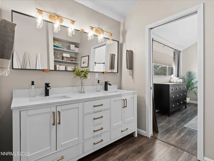 1215 Conway, Reno, Nevada 89503, 3 Bedrooms Bedrooms, ,2 BathroomsBathrooms,Residential,Residential,Conway,260003590