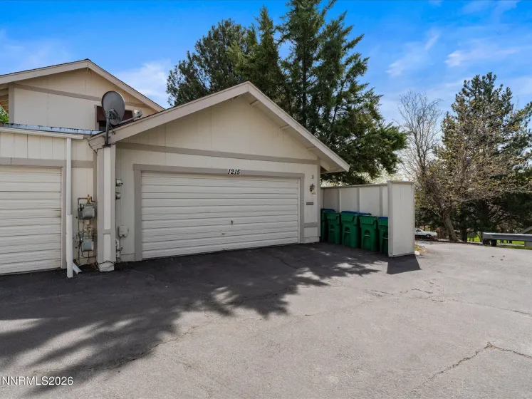 1215 Conway, Reno, Nevada 89503, 3 Bedrooms Bedrooms, ,2 BathroomsBathrooms,Residential,Residential,Conway,260003590