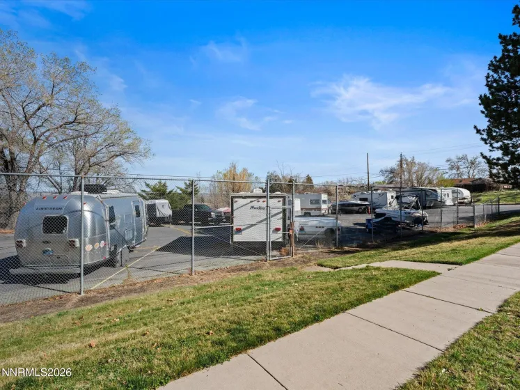 1215 Conway, Reno, Nevada 89503, 3 Bedrooms Bedrooms, ,2 BathroomsBathrooms,Residential,Residential,Conway,260003590