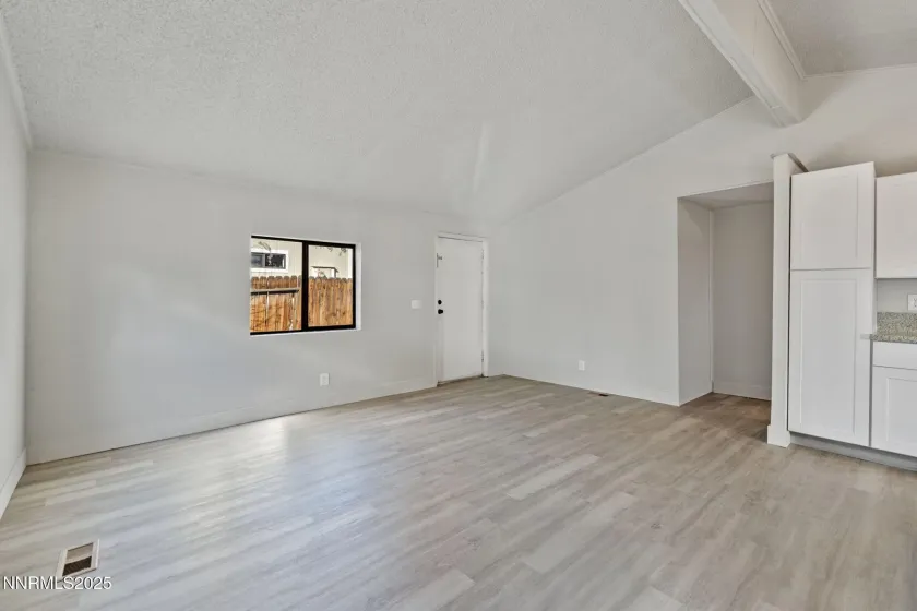 2720 Dahlia, Reno, Nevada 89512, 2 Bedrooms Bedrooms, ,2 BathroomsBathrooms,Residential,Residential,Dahlia,250059333