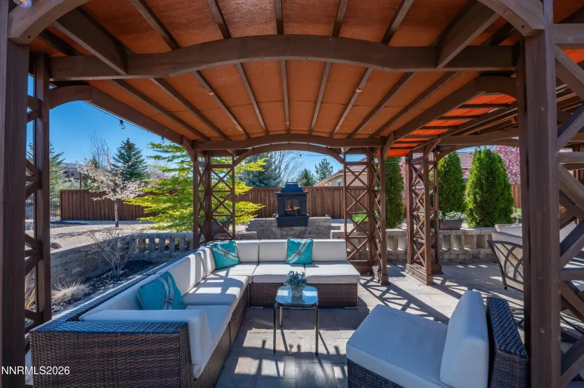 7480 Desert Plains, Sparks, Nevada 89436, 3 Bedrooms Bedrooms, ,2 BathroomsBathrooms,Residential,Residential,Desert Plains,260003595