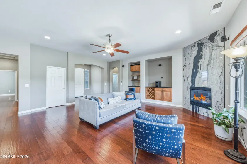 7480 Desert Plains, Sparks, Nevada 89436, 3 Bedrooms Bedrooms, ,2 BathroomsBathrooms,Residential,Residential,Desert Plains,260003595