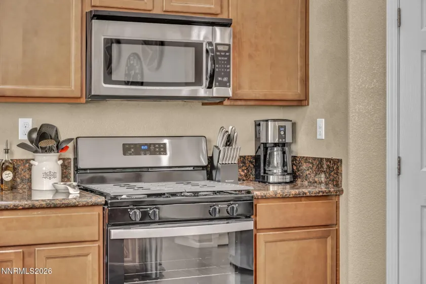 3680 Coastal, Reno, Nevada 89512, 4 Bedrooms Bedrooms, ,3 BathroomsBathrooms,Residential Lease,Manufactured,Coastal,260003596