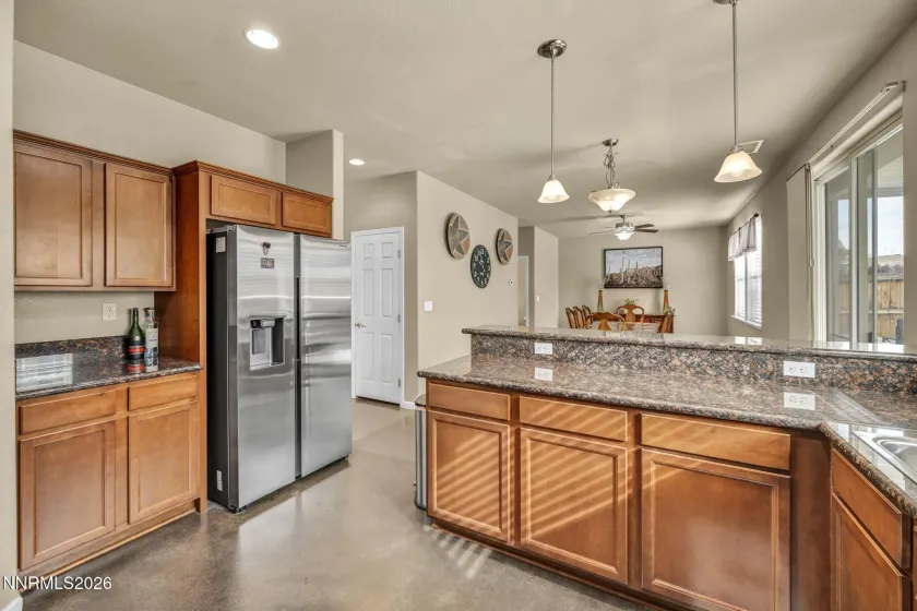 3680 Coastal, Reno, Nevada 89512, 4 Bedrooms Bedrooms, ,3 BathroomsBathrooms,Residential Lease,Manufactured,Coastal,260003596