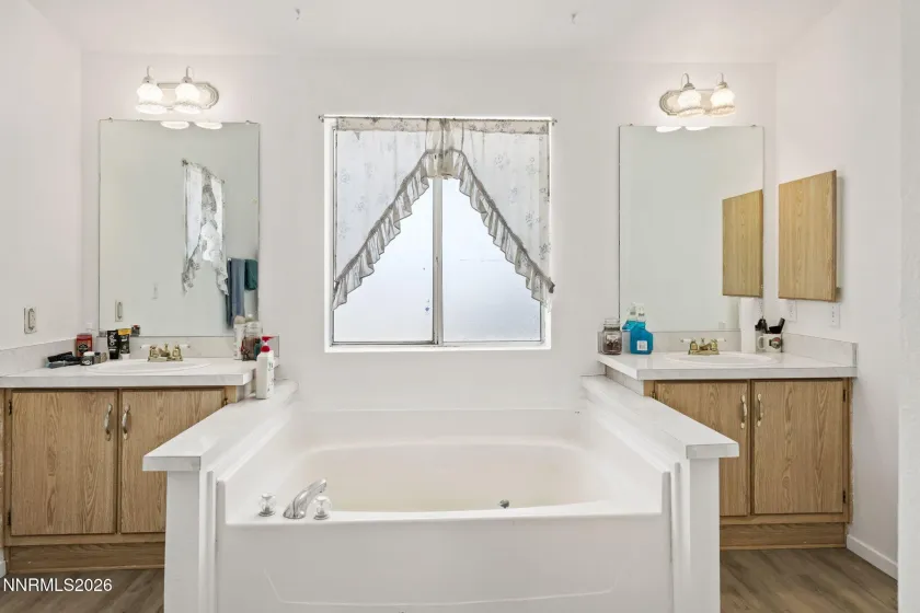 1850 10th, Silver Springs, Nevada 89429, 3 Bedrooms Bedrooms, ,2 BathroomsBathrooms,Residential,Residential,10th,260003597