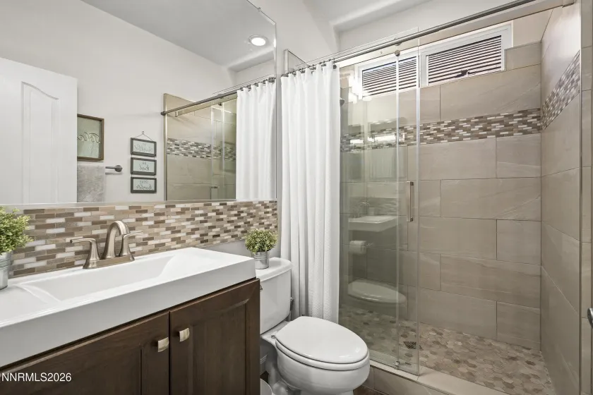 421 Alysheba, Reno, Nevada 89521, 5 Bedrooms Bedrooms, ,3 BathroomsBathrooms,Residential,Residential,Alysheba,260003602