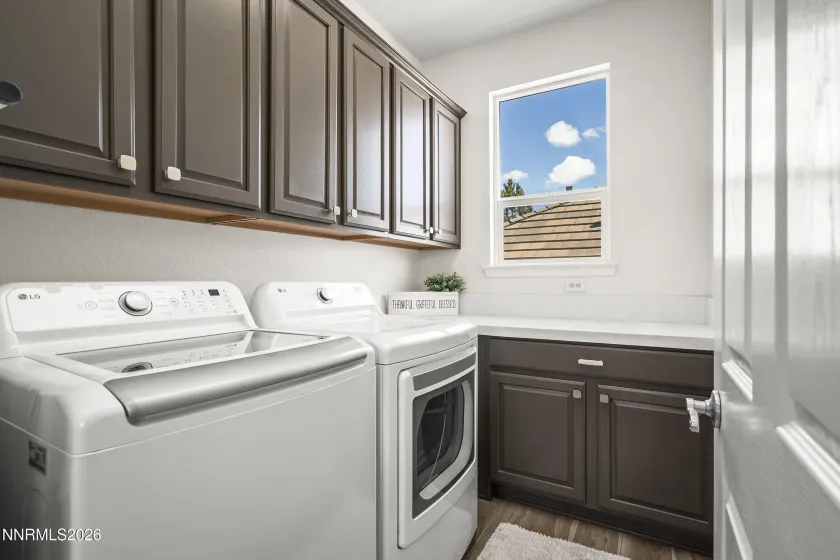 421 Alysheba, Reno, Nevada 89521, 5 Bedrooms Bedrooms, ,3 BathroomsBathrooms,Residential,Residential,Alysheba,260003602