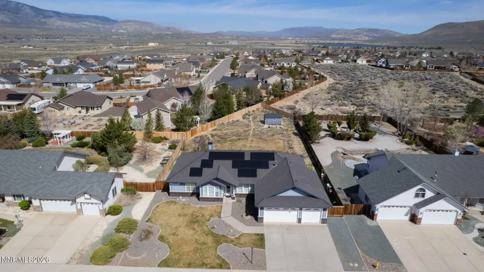 1140 Country Club, Minden, Nevada 89423, 5 Bedrooms Bedrooms, ,4 BathroomsBathrooms,Residential,Residential,Country Club,260003603