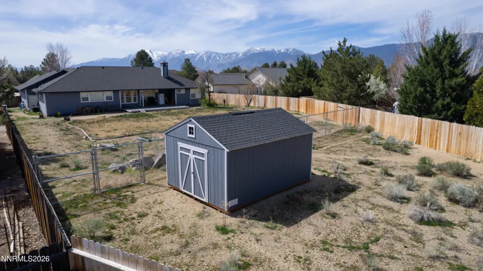 1140 Country Club, Minden, Nevada 89423, 5 Bedrooms Bedrooms, ,4 BathroomsBathrooms,Residential,Residential,Country Club,260003603