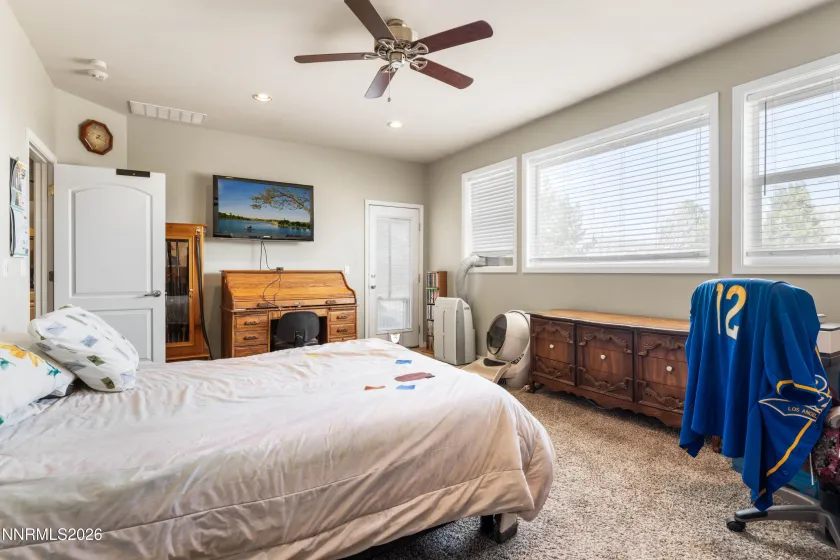 1140 Country Club, Minden, Nevada 89423, 5 Bedrooms Bedrooms, ,4 BathroomsBathrooms,Residential,Residential,Country Club,260003603