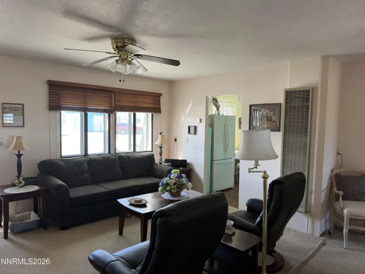 100 Larson, Round Mountain, Nevada 89045, 2 Bedrooms Bedrooms, ,2 BathroomsBathrooms,Residential,Residential,Larson,260003604