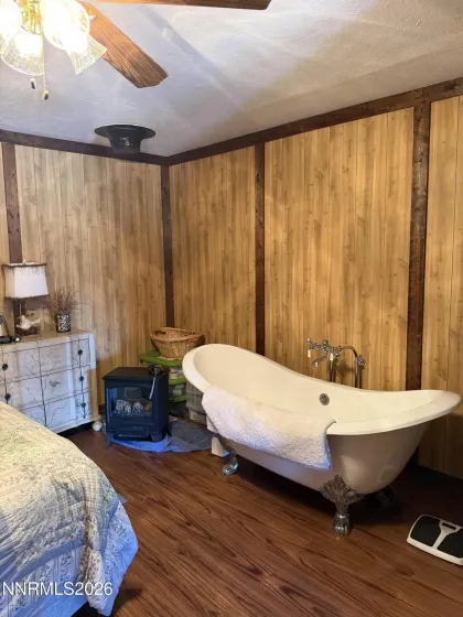 100 Larson, Round Mountain, Nevada 89045, 2 Bedrooms Bedrooms, ,2 BathroomsBathrooms,Residential,Residential,Larson,260003604