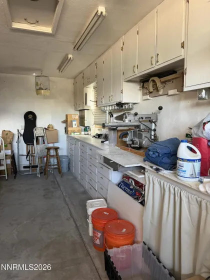 100 Larson, Round Mountain, Nevada 89045, 2 Bedrooms Bedrooms, ,2 BathroomsBathrooms,Residential,Residential,Larson,260003604