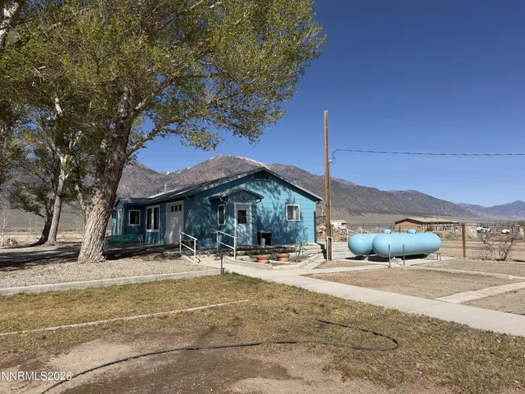 100 Larson, Round Mountain, Nevada 89045, 2 Bedrooms Bedrooms, ,2 BathroomsBathrooms,Residential,Residential,Larson,260003604