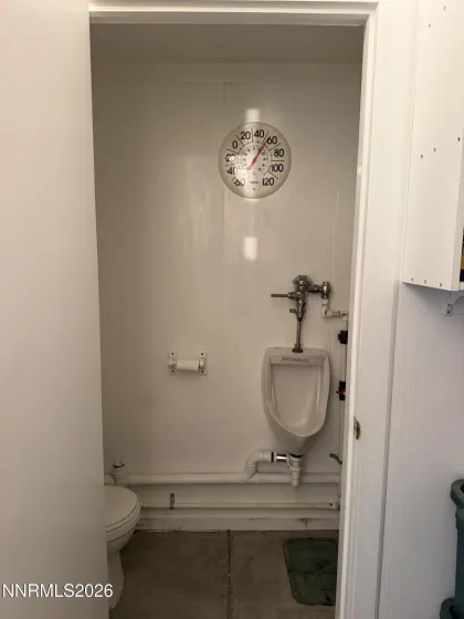 100 Larson, Round Mountain, Nevada 89045, 2 Bedrooms Bedrooms, ,2 BathroomsBathrooms,Residential,Residential,Larson,260003604