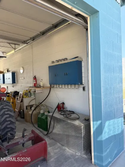 100 Larson, Round Mountain, Nevada 89045, 2 Bedrooms Bedrooms, ,2 BathroomsBathrooms,Residential,Residential,Larson,260003604