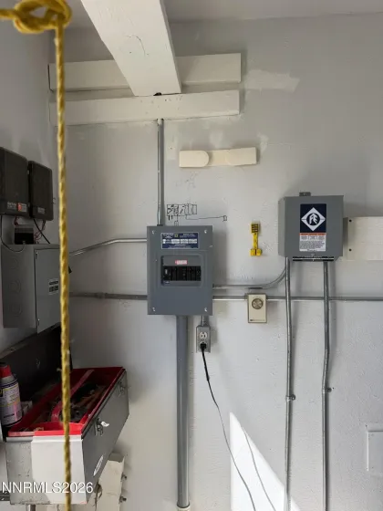 100 Larson, Round Mountain, Nevada 89045, 2 Bedrooms Bedrooms, ,2 BathroomsBathrooms,Residential,Residential,Larson,260003604