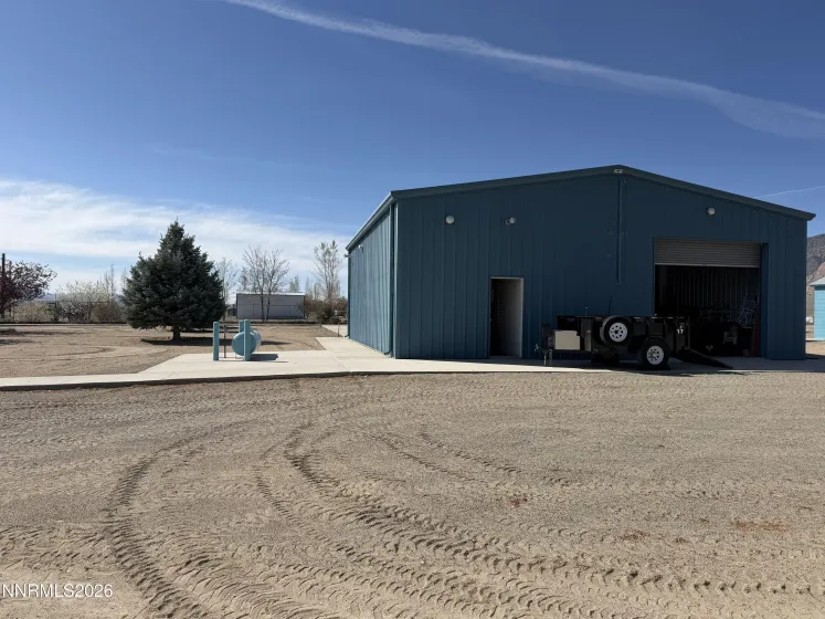 100 Larson, Round Mountain, Nevada 89045, 2 Bedrooms Bedrooms, ,2 BathroomsBathrooms,Residential,Residential,Larson,260003604