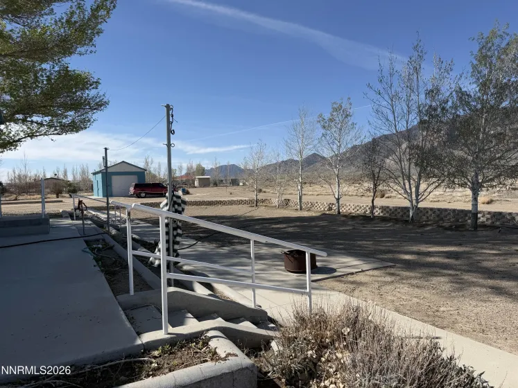 100 Larson, Round Mountain, Nevada 89045, 2 Bedrooms Bedrooms, ,2 BathroomsBathrooms,Residential,Residential,Larson,260003604