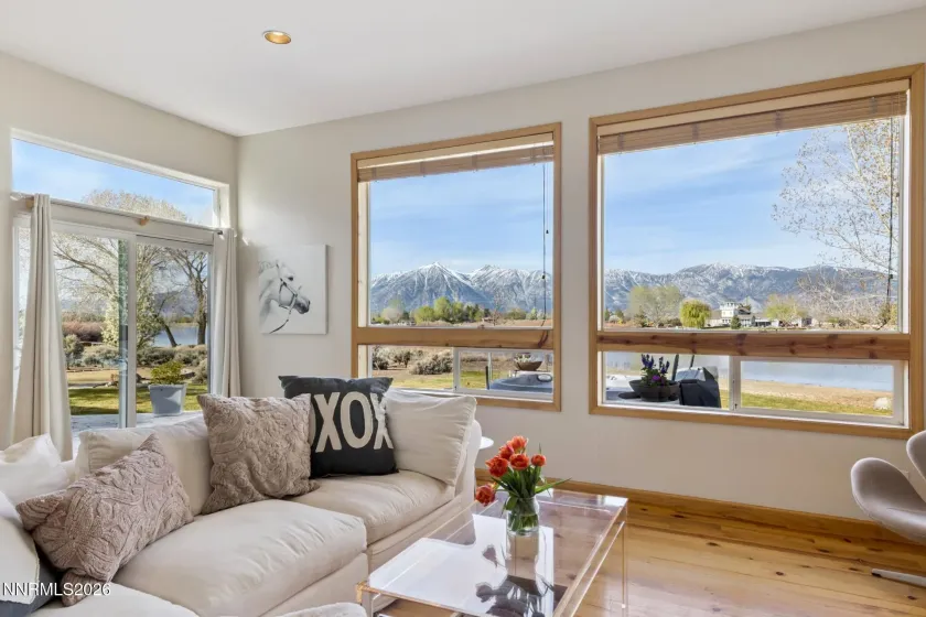 1608 Valley, Gardnerville, Nevada 89410, 4 Bedrooms Bedrooms, ,3 BathroomsBathrooms,Residential,Residential,Valley,260003609