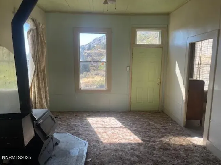 120 Carson, Virginia City, Nevada 89440, 2 Bedrooms Bedrooms, ,1 BathroomBathrooms,Residential,Residential,Carson,250055940