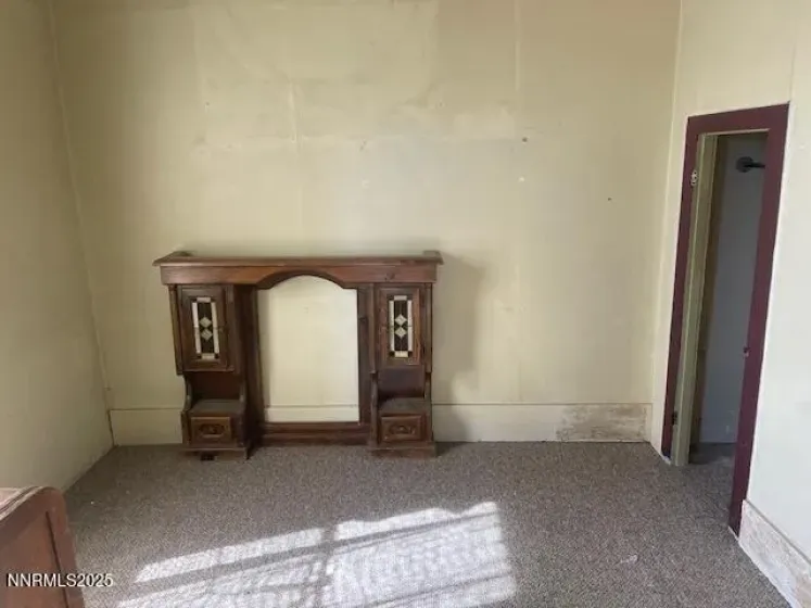 120 Carson, Virginia City, Nevada 89440, 2 Bedrooms Bedrooms, ,1 BathroomBathrooms,Residential,Residential,Carson,250055940