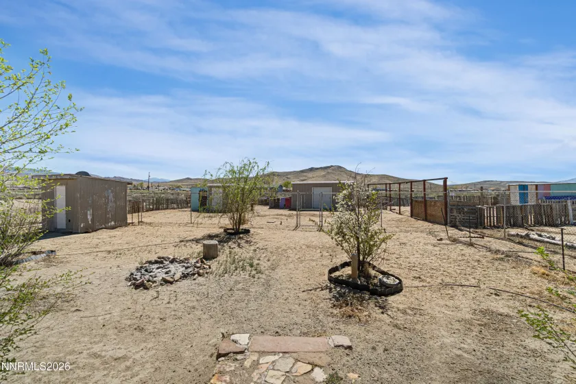 245 Us Hwy 95a, Yerington, Nevada 89447, 3 Bedrooms Bedrooms, ,2 BathroomsBathrooms,Residential,Residential,Us Hwy 95a,260003610