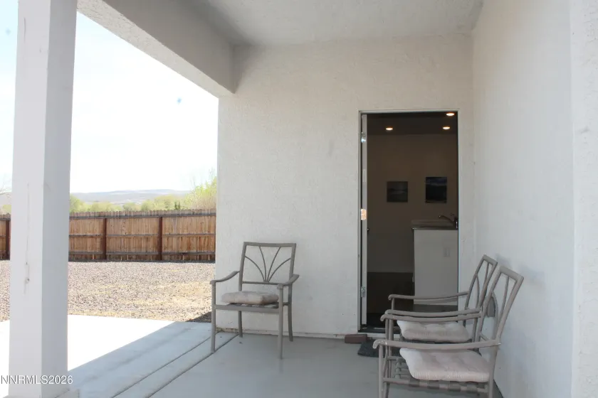 2560 Emerson, Fernley, Nevada 89408, 3 Bedrooms Bedrooms, ,2 BathroomsBathrooms,Residential,Residential,Emerson,260003611