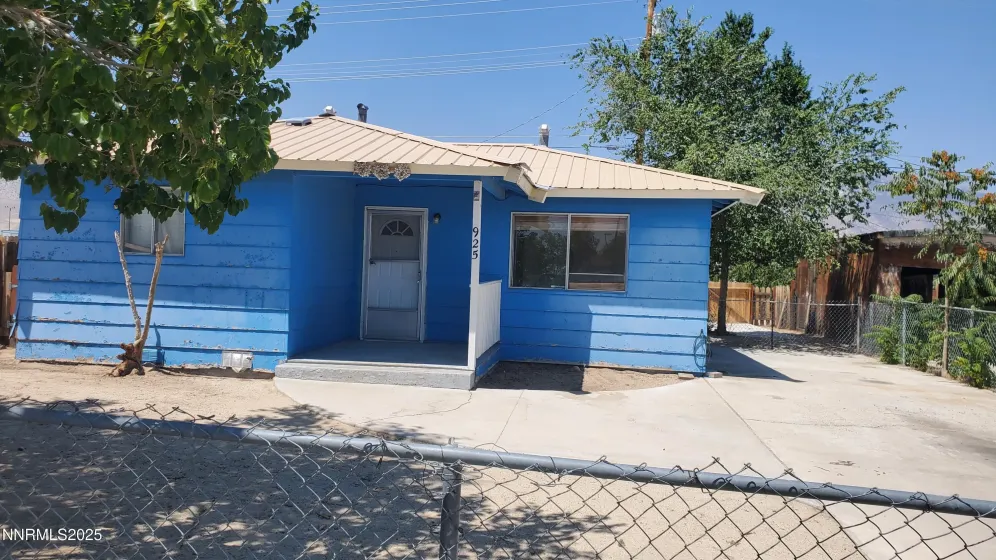 925 Arb, Hawthorne, Nevada 89415, 2 Bedrooms Bedrooms, ,1 BathroomBathrooms,Residential,Residential,Arb,250053454