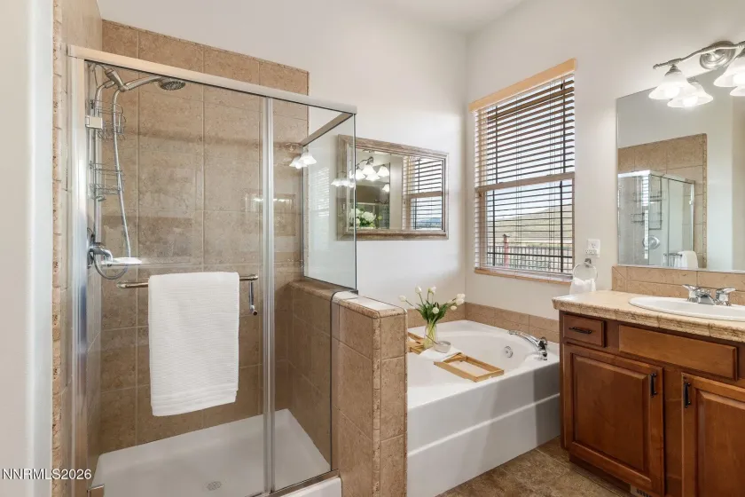 1239 Turnberry, Sparks, Nevada 89436, 3 Bedrooms Bedrooms, ,2 BathroomsBathrooms,Residential,Residential,Turnberry,260003618