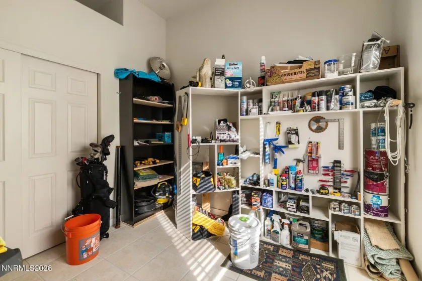 1239 Turnberry, Sparks, Nevada 89436, 3 Bedrooms Bedrooms, ,2 BathroomsBathrooms,Residential,Residential,Turnberry,260003618