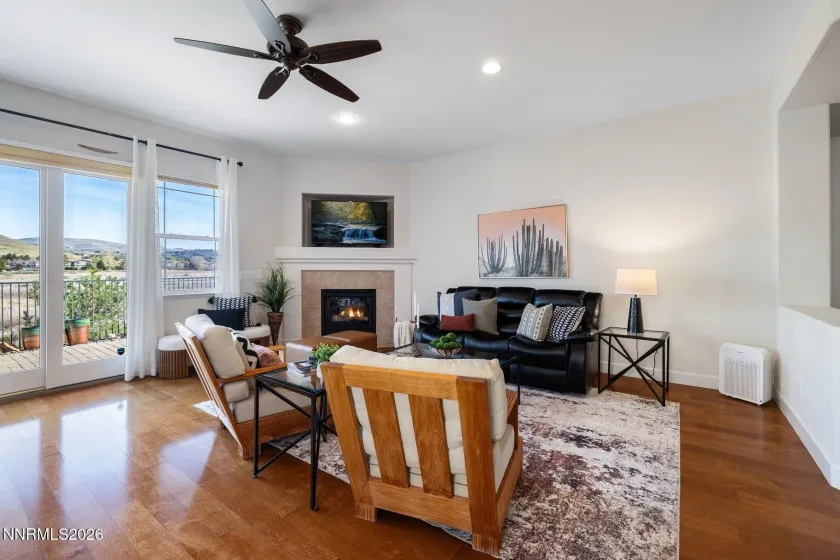 1239 Turnberry, Sparks, Nevada 89436, 3 Bedrooms Bedrooms, ,2 BathroomsBathrooms,Residential,Residential,Turnberry,260003618