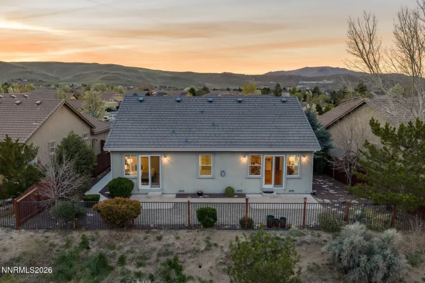 1239 Turnberry, Sparks, Nevada 89436, 3 Bedrooms Bedrooms, ,2 BathroomsBathrooms,Residential,Residential,Turnberry,260003618