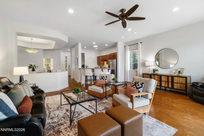 1239 Turnberry, Sparks, Nevada 89436, 3 Bedrooms Bedrooms, ,2 BathroomsBathrooms,Residential,Residential,Turnberry,260003618