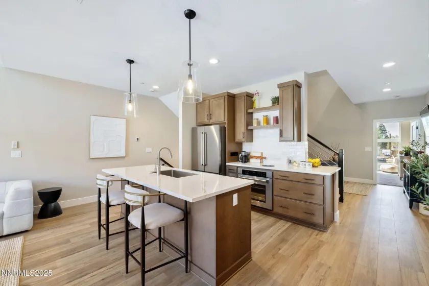 3826 Lakeside, Reno, Nevada 89509, 3 Bedrooms Bedrooms, ,4 BathroomsBathrooms,Residential,Residential,Lakeside,250054685