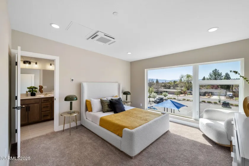 3826 Lakeside, Reno, Nevada 89509, 3 Bedrooms Bedrooms, ,4 BathroomsBathrooms,Residential,Residential,Lakeside,250054685